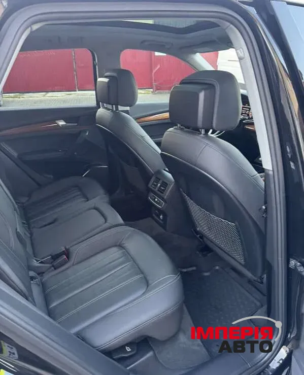 Audi Q5 - фото 10