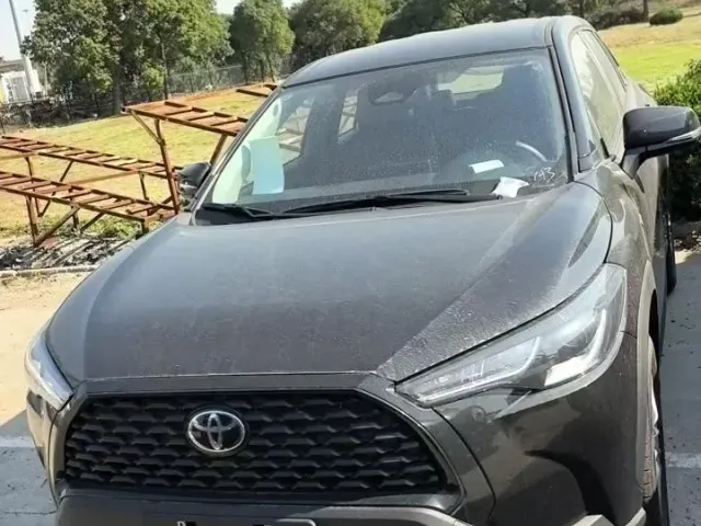 Toyota Corolla Cross - фото 1