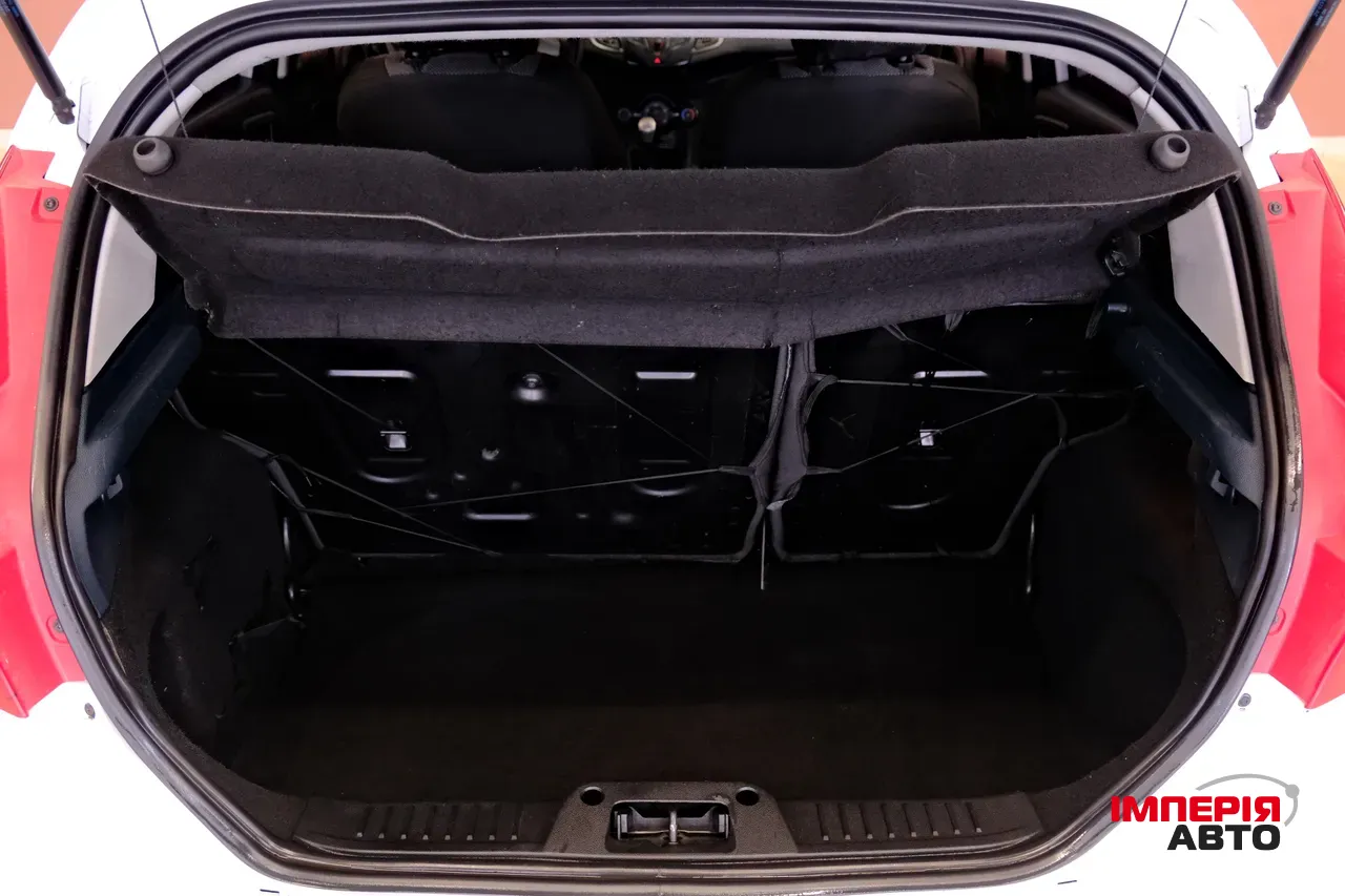 Ford Fiesta - фото 9