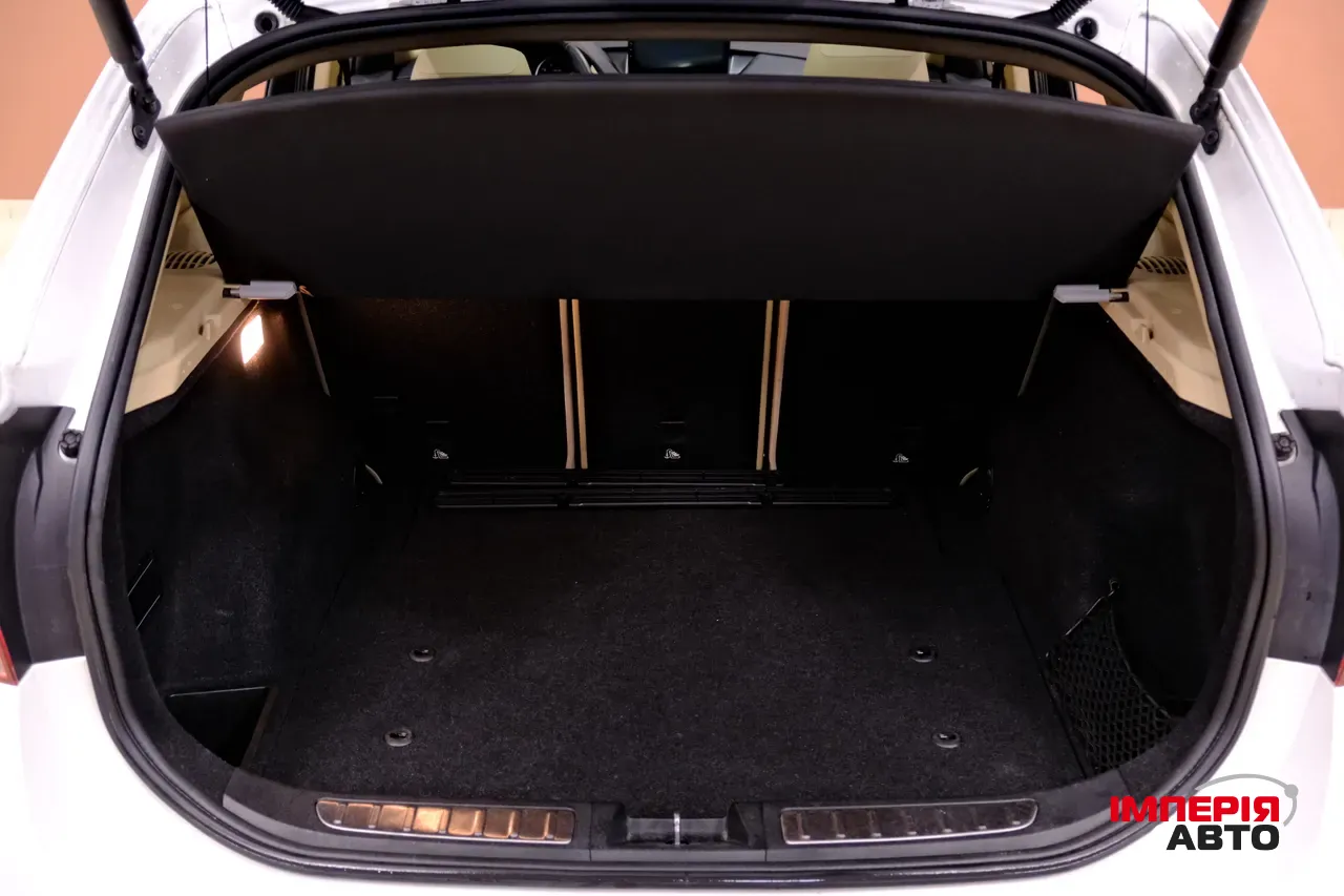 BMW X1 - фото 9