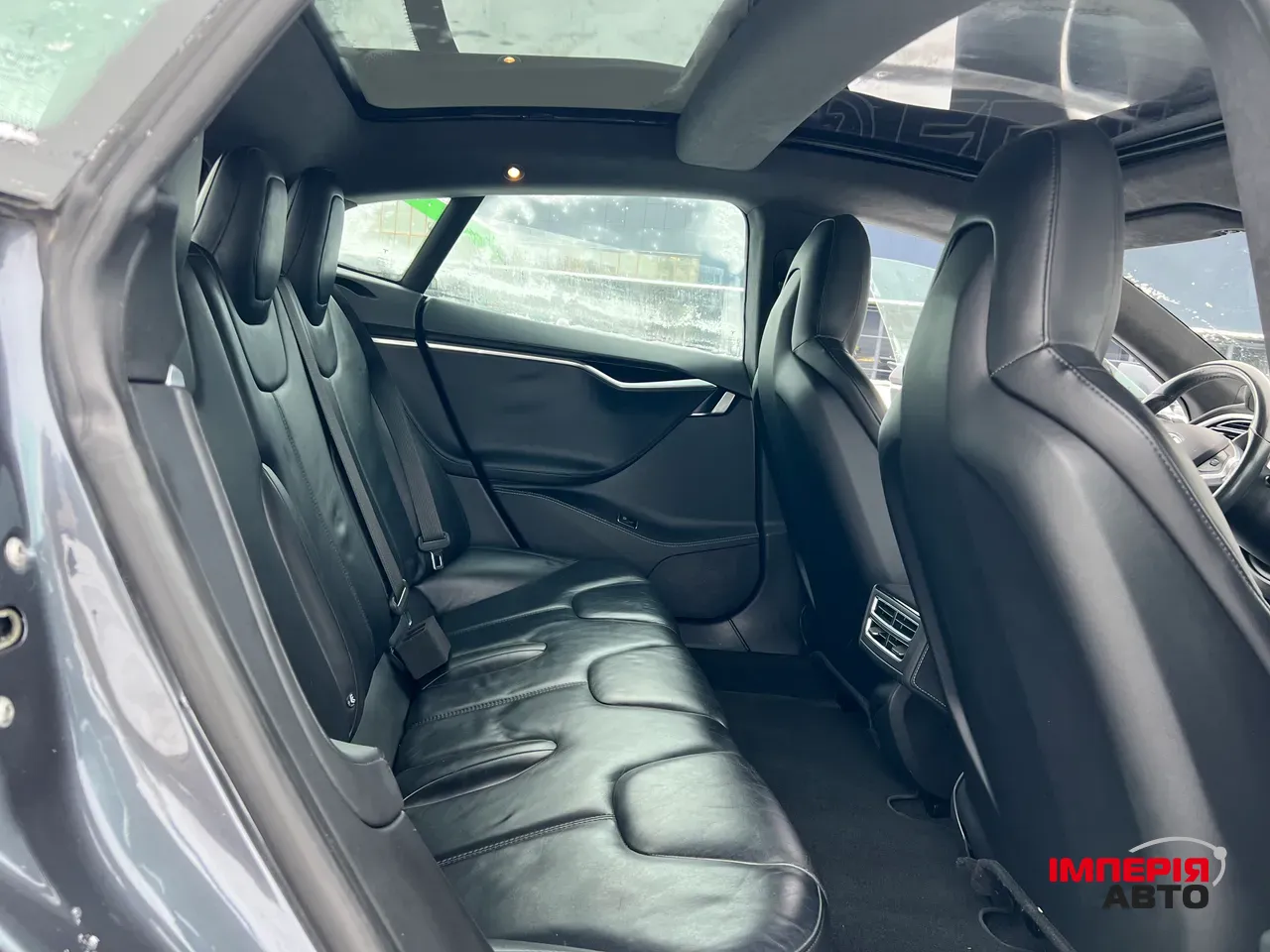 Tesla Model S - фото 11