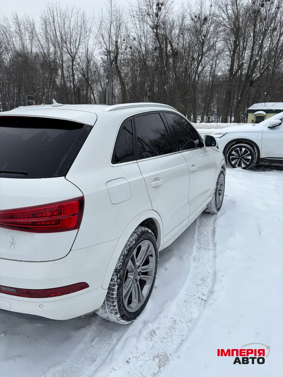 Audi Q3 - фото 12