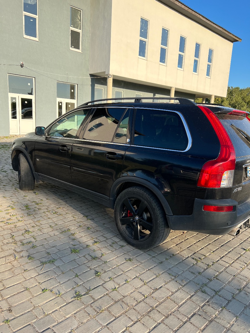 Volvo XC90 - фото 14