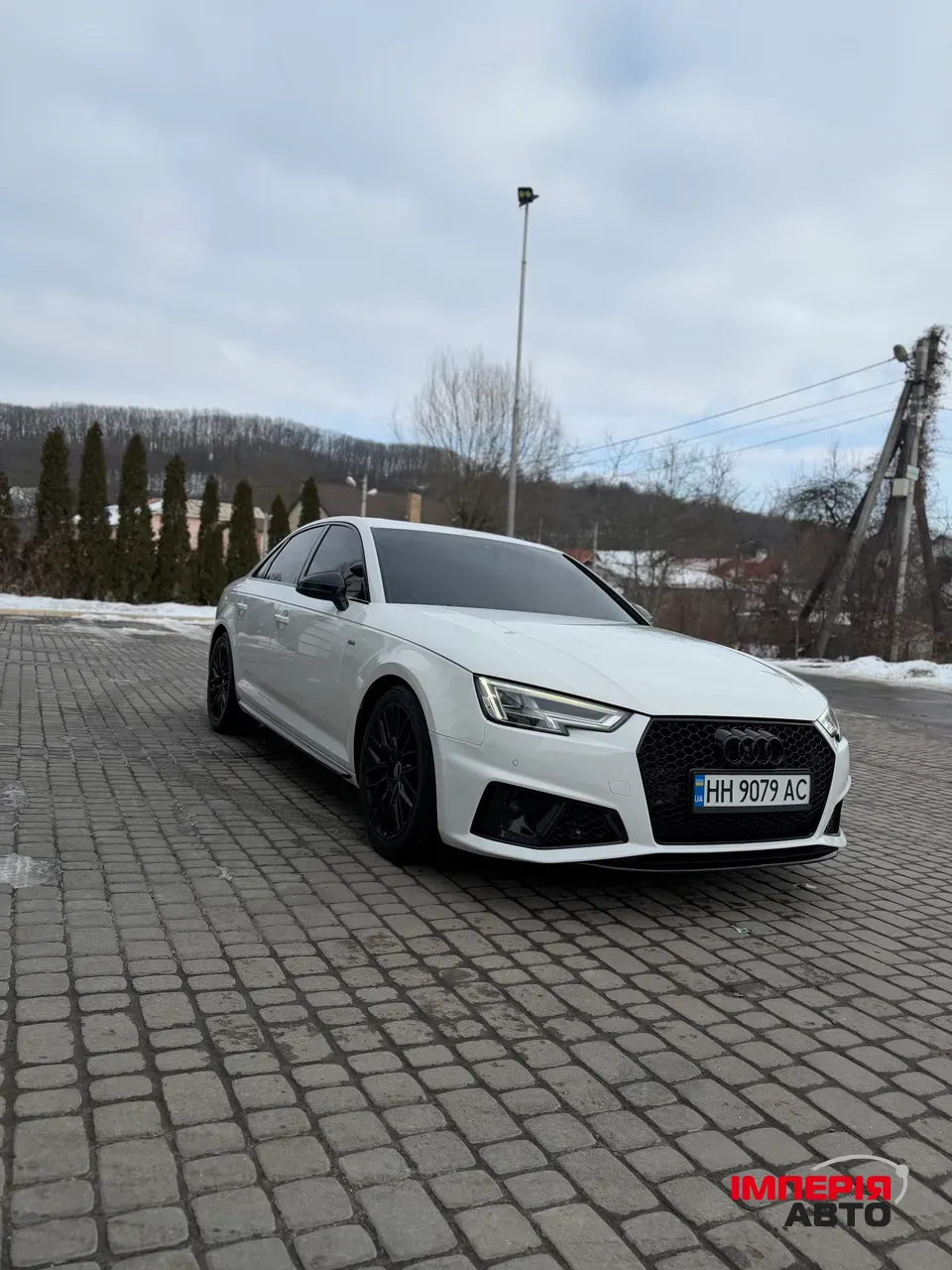 Audi A4 - фото 4