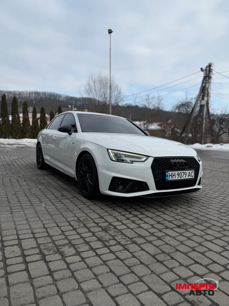 Audi A4 - фото 11