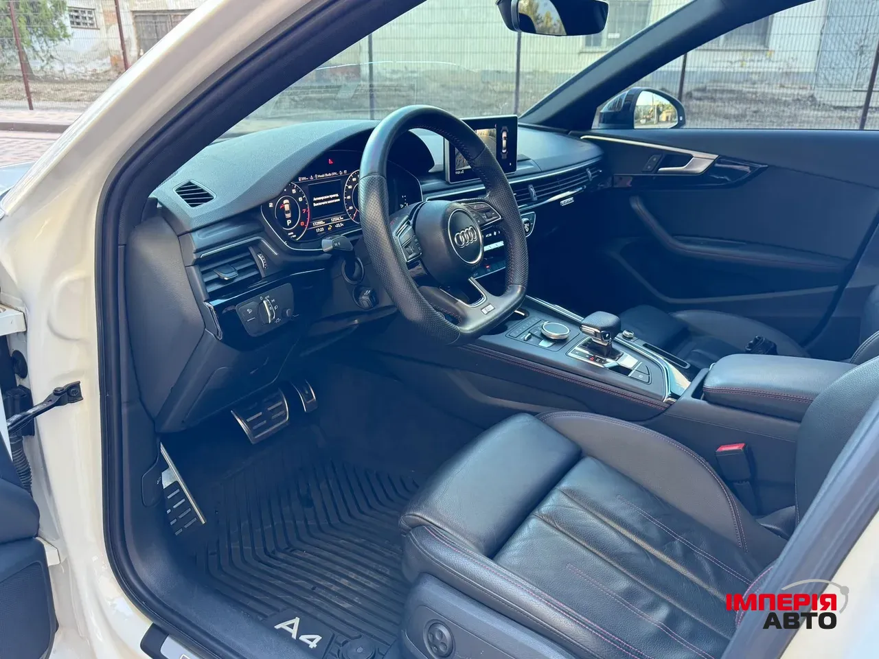 Audi A4 - фото 14