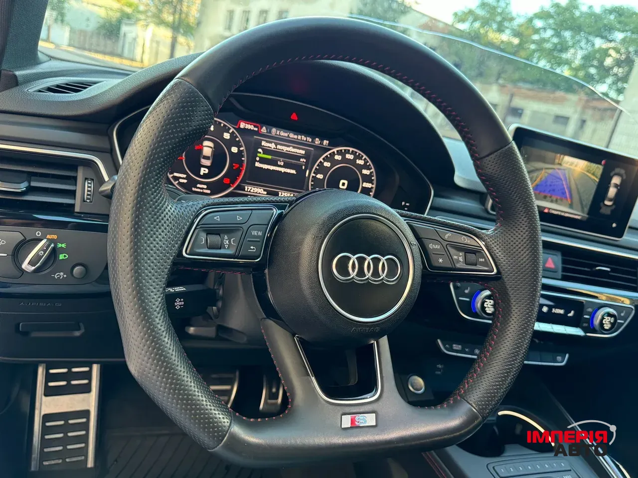 Audi A4 - фото 13