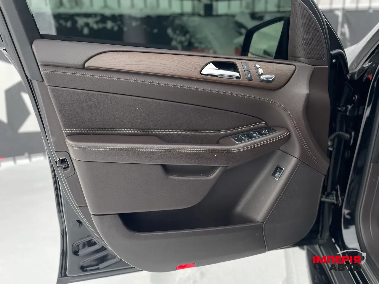 Mercedes-Benz GLE - фото 7