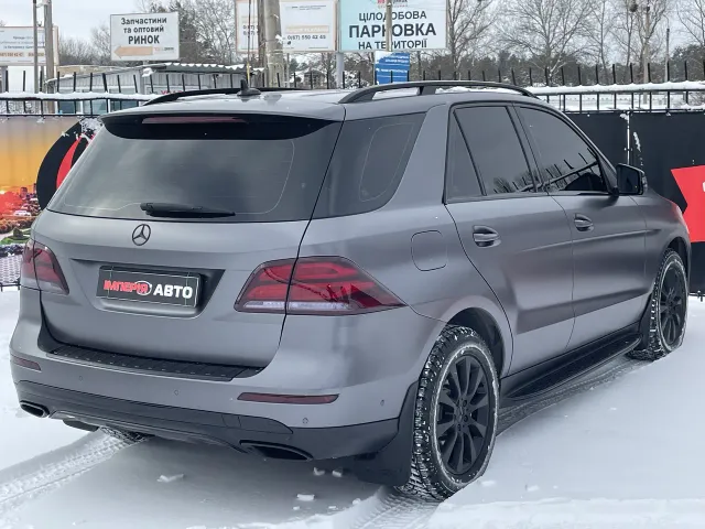 Mercedes-Benz GLE - фото 4