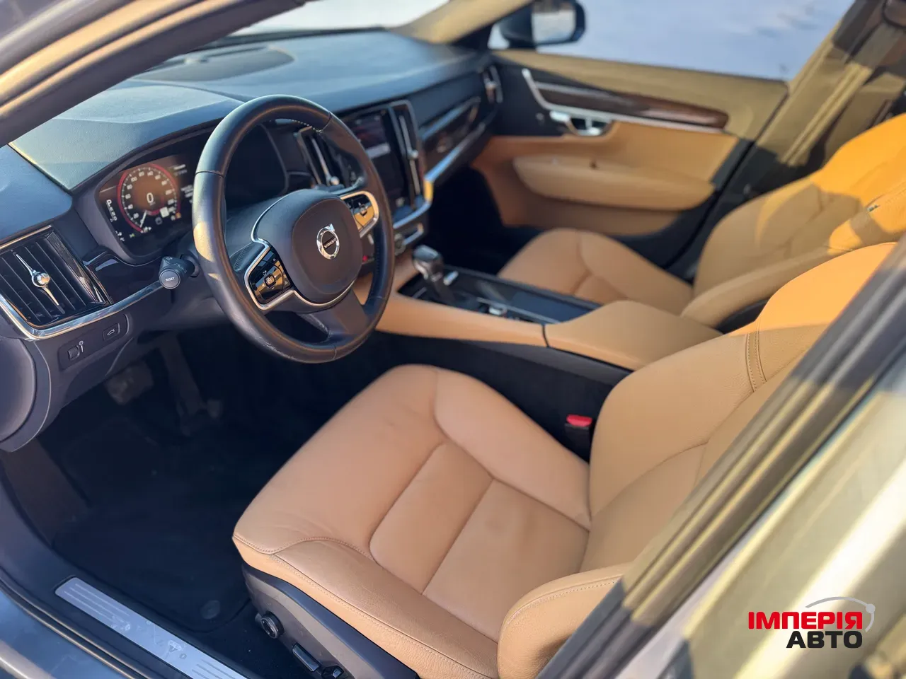 Volvo S90 - фото 10