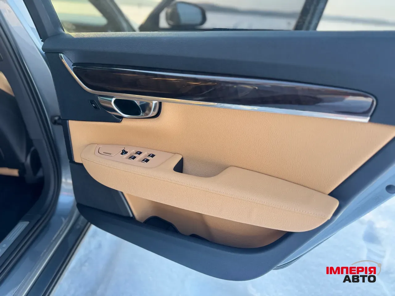 Volvo S90 - фото 12