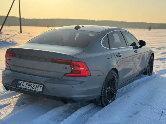 Volvo S90 - фото 4