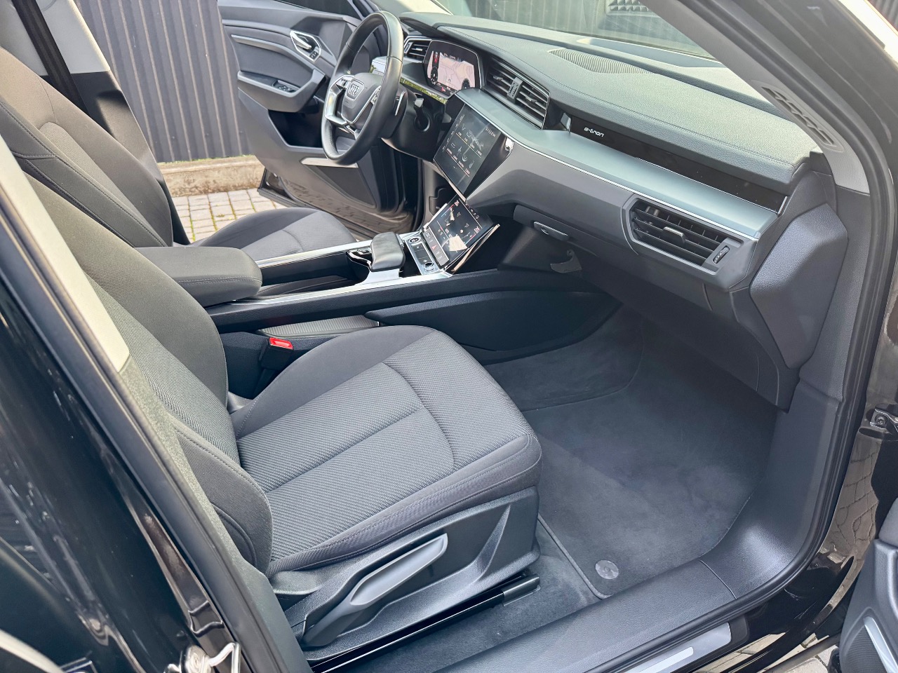 Audi e-tron Sportback - фото 66