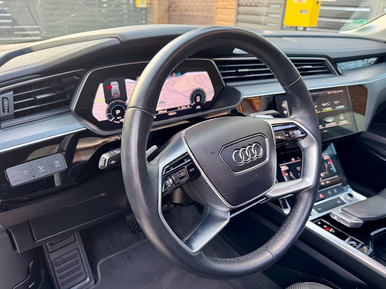 Audi e-tron Sportback - фото 53