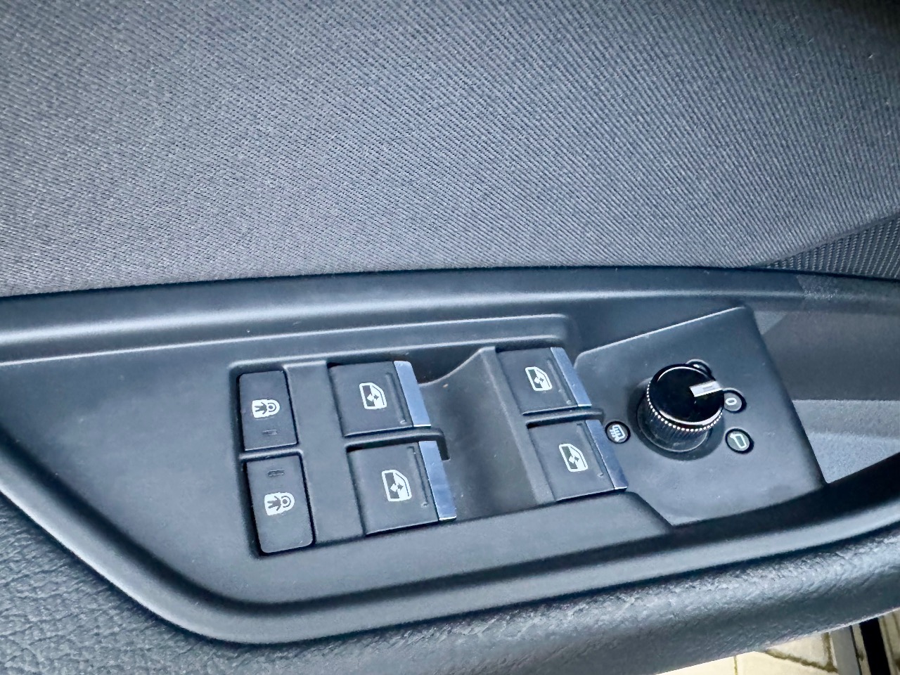 Audi e-tron Sportback - фото 40