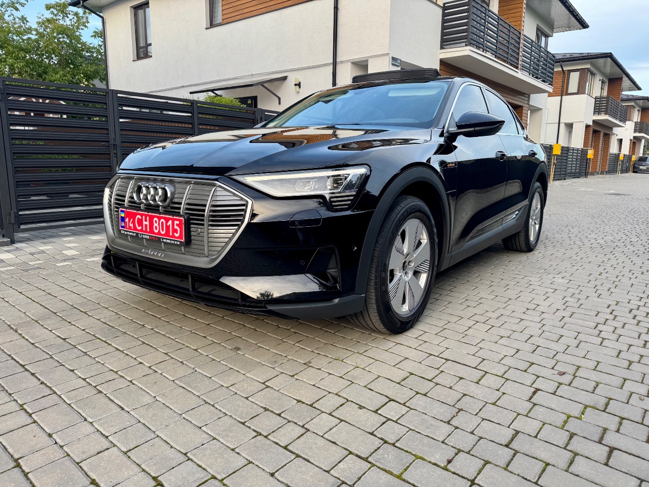 Audi e-tron Sportback - фото 7