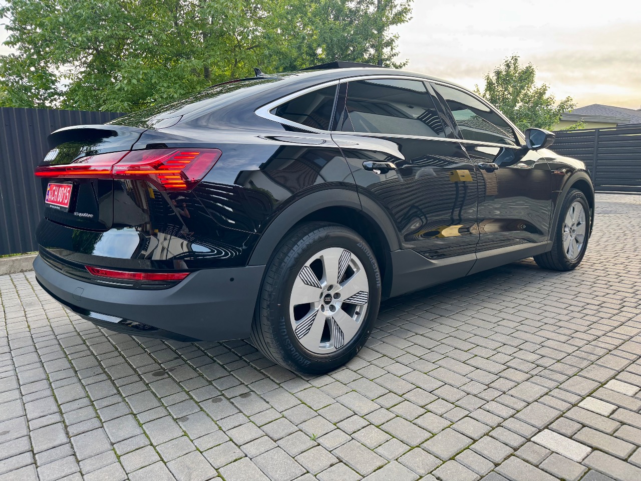 Audi e-tron Sportback - фото 24