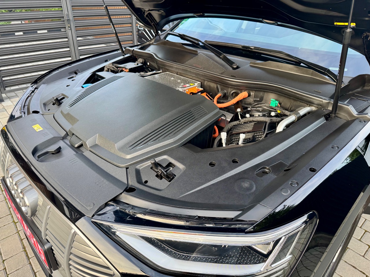 Audi e-tron Sportback - фото 77