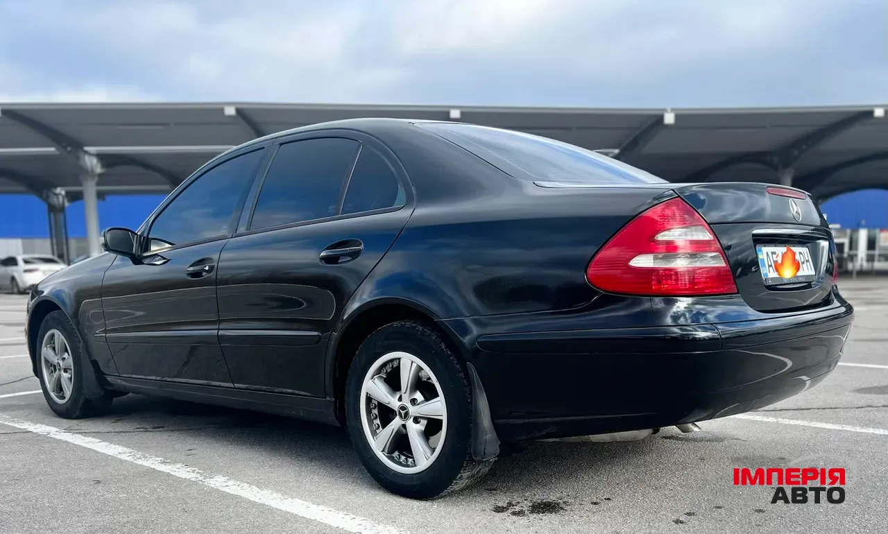 Mercedes-Benz E-Класс - фото 8