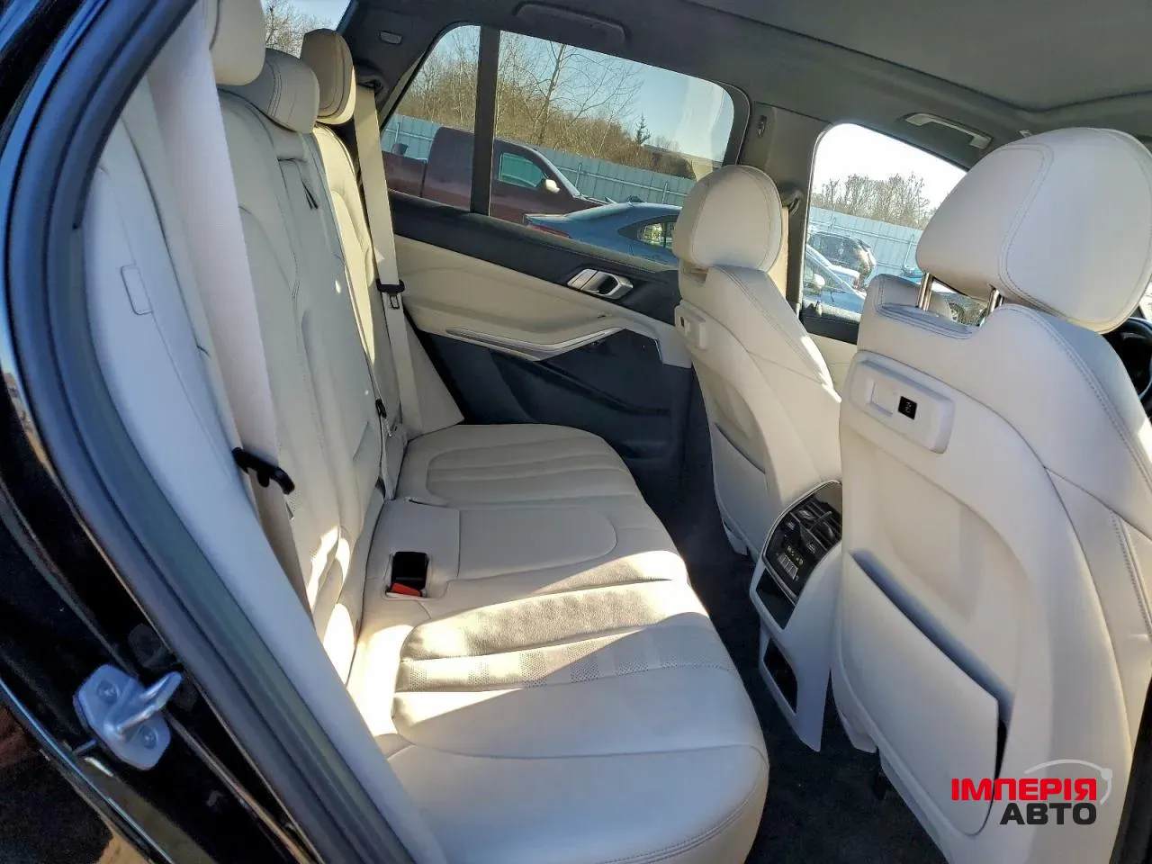 BMW X5 - фото 10