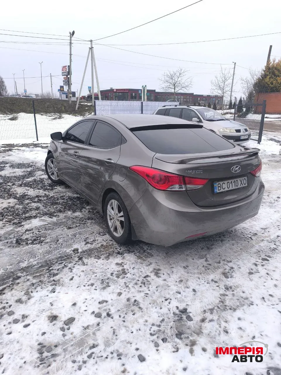 Hyundai Elantra - фото 10