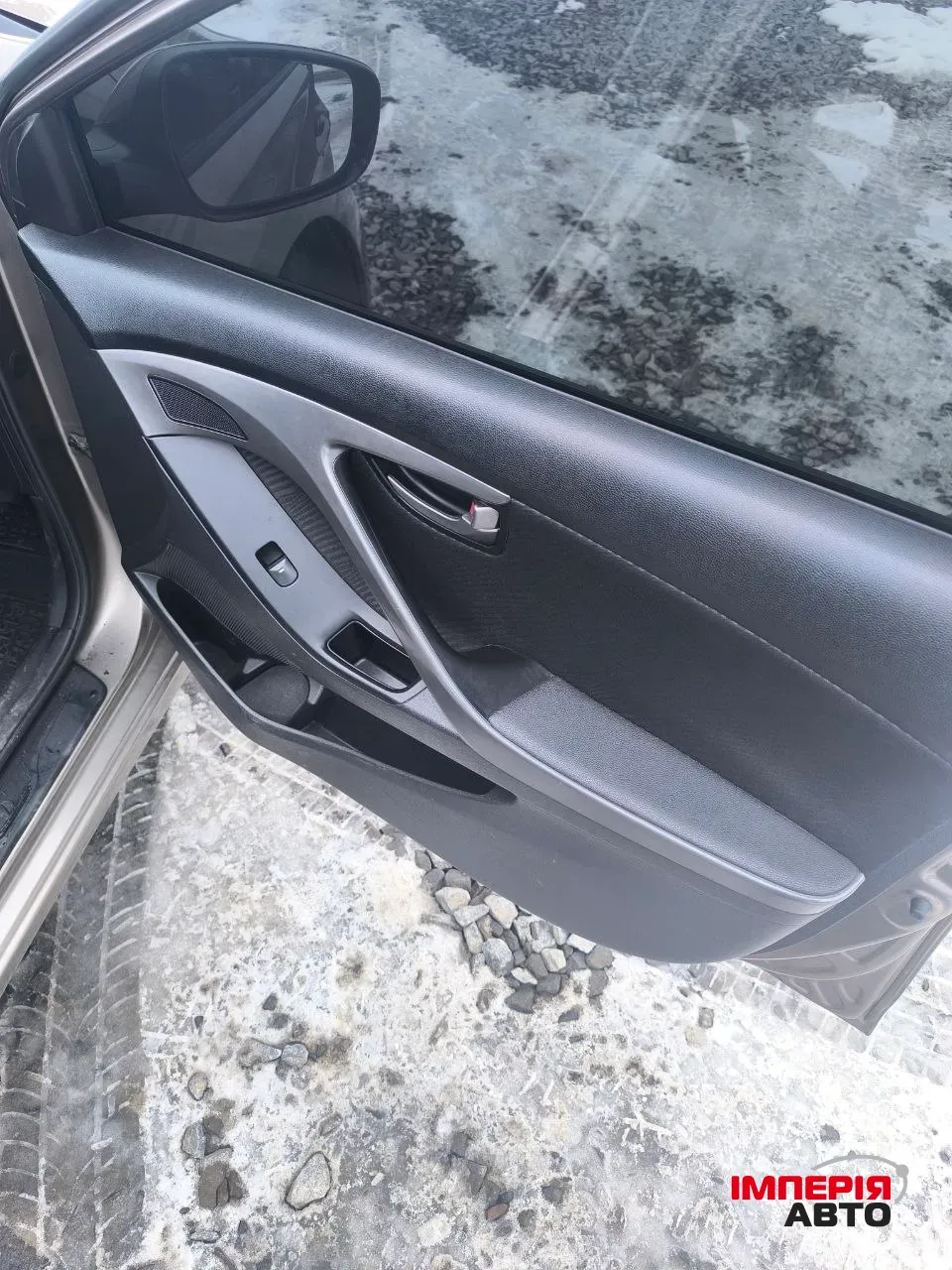 Hyundai Elantra - фото 18