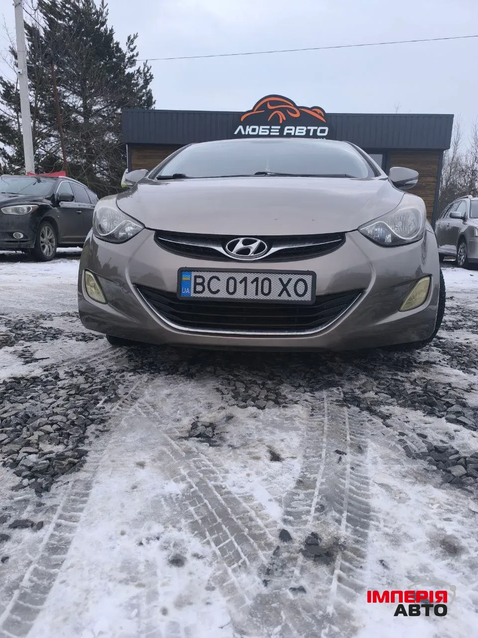 Hyundai Elantra - фото 3