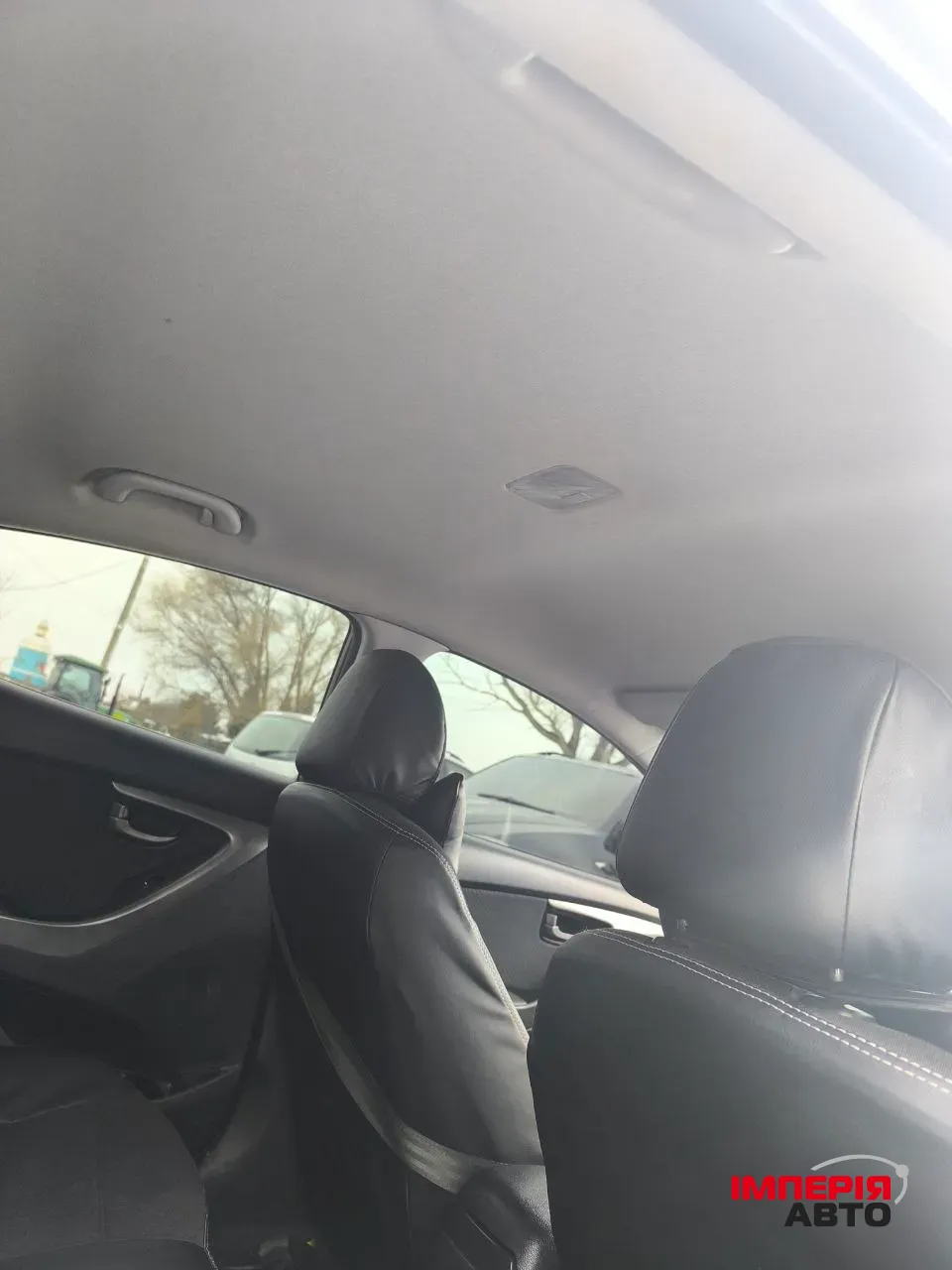 Hyundai Elantra - фото 21