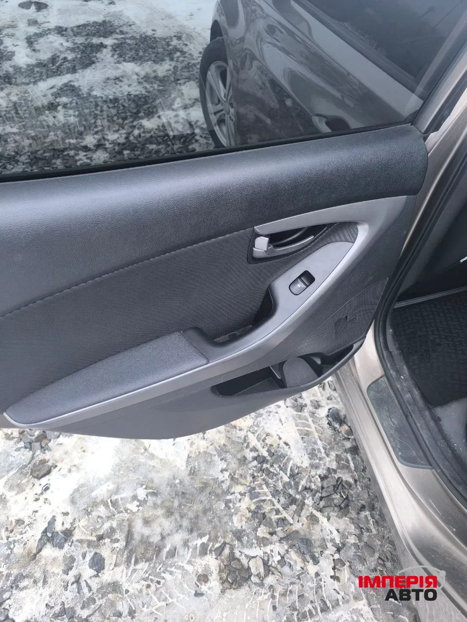 Hyundai Elantra - фото 15