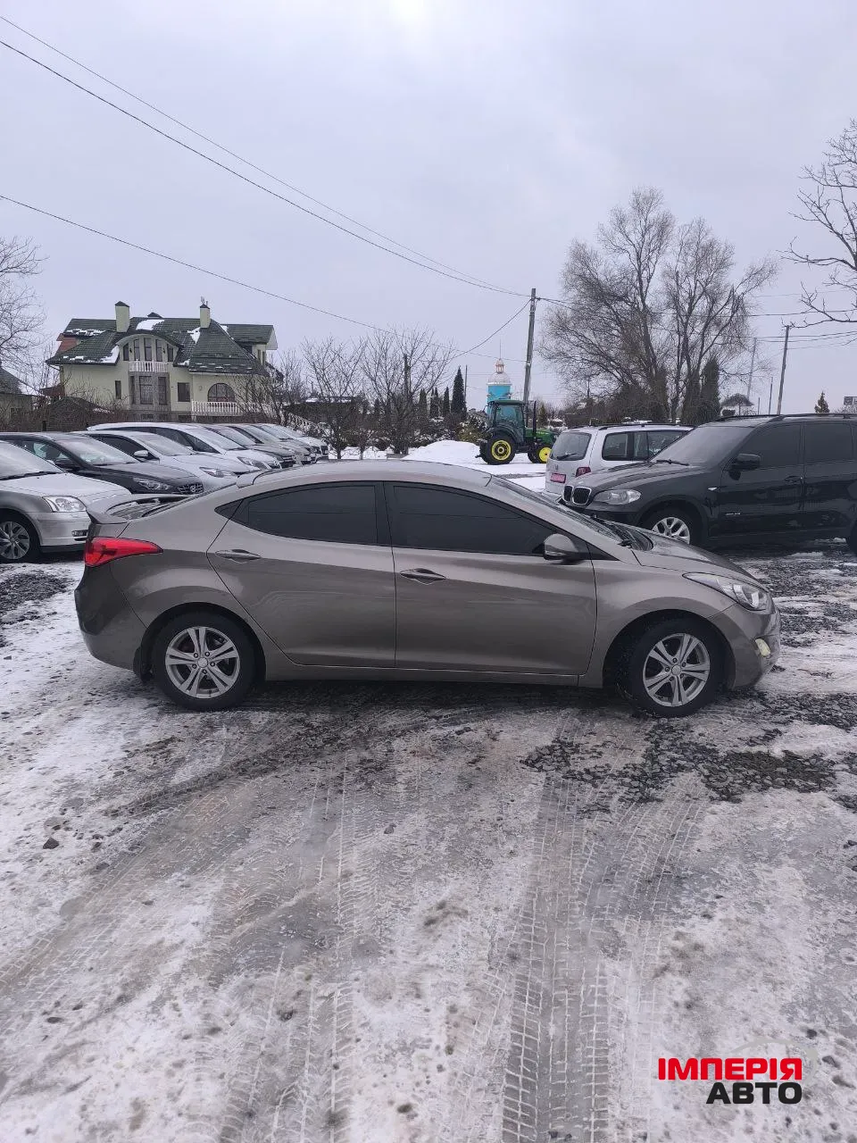 Hyundai Elantra - фото 6