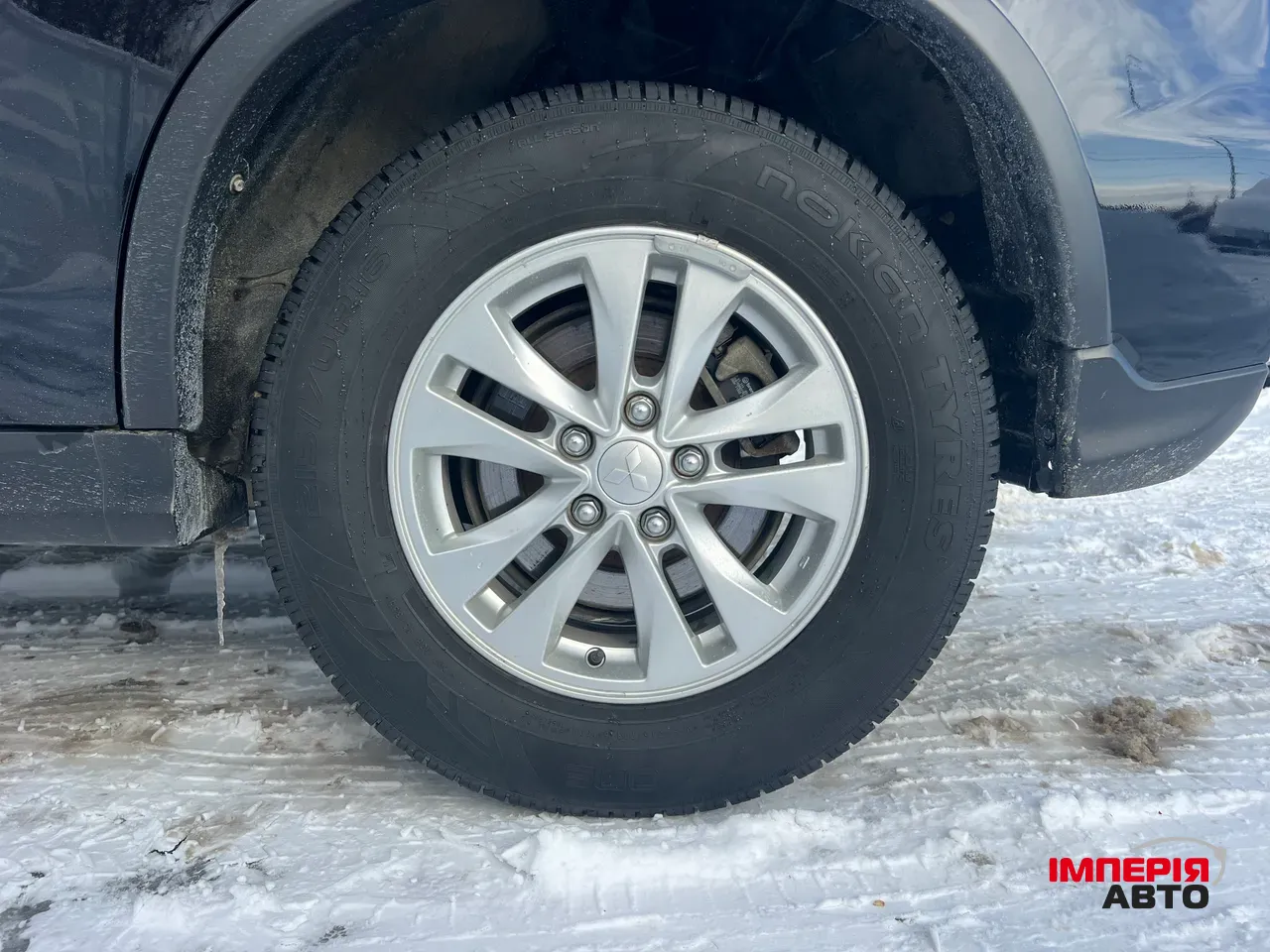 Mitsubishi Outlander Sport - фото 13