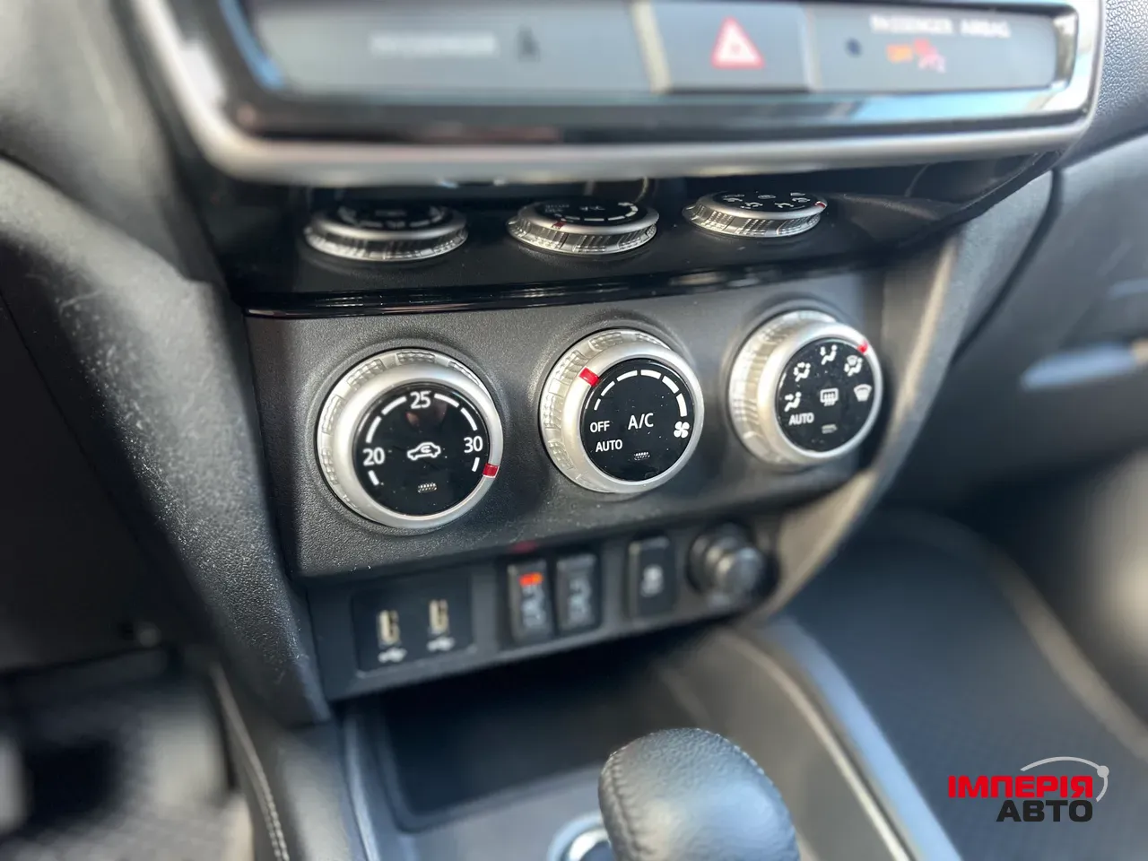 Mitsubishi Outlander Sport - фото 27