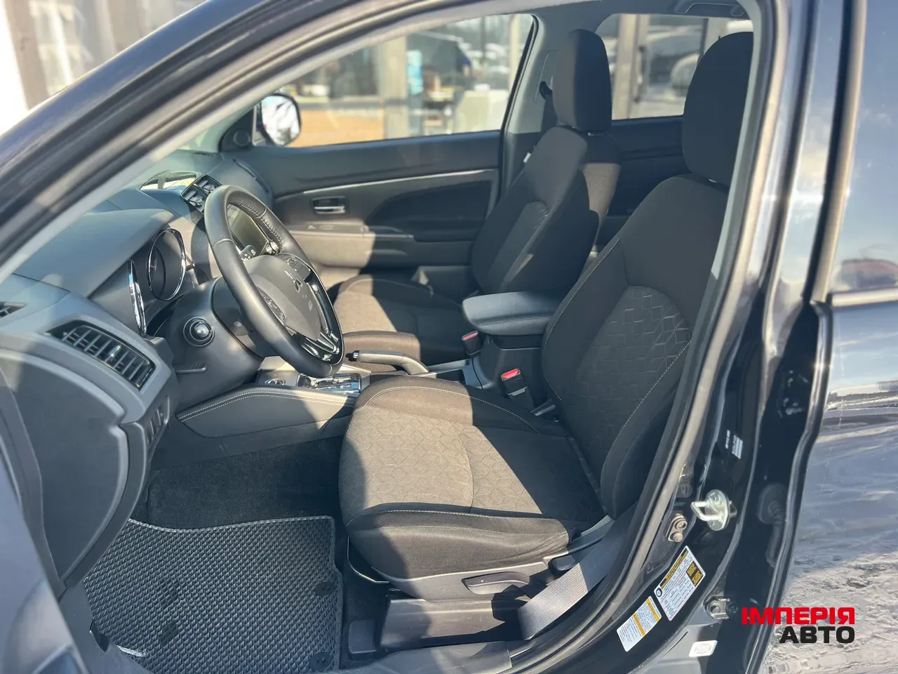 Mitsubishi Outlander Sport - фото 17