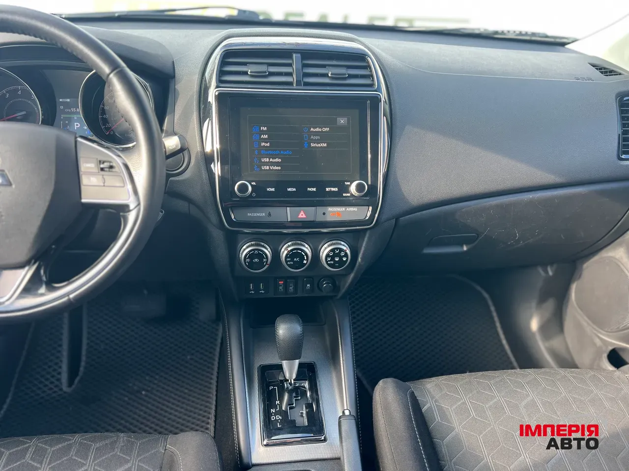 Mitsubishi Outlander Sport - фото 24