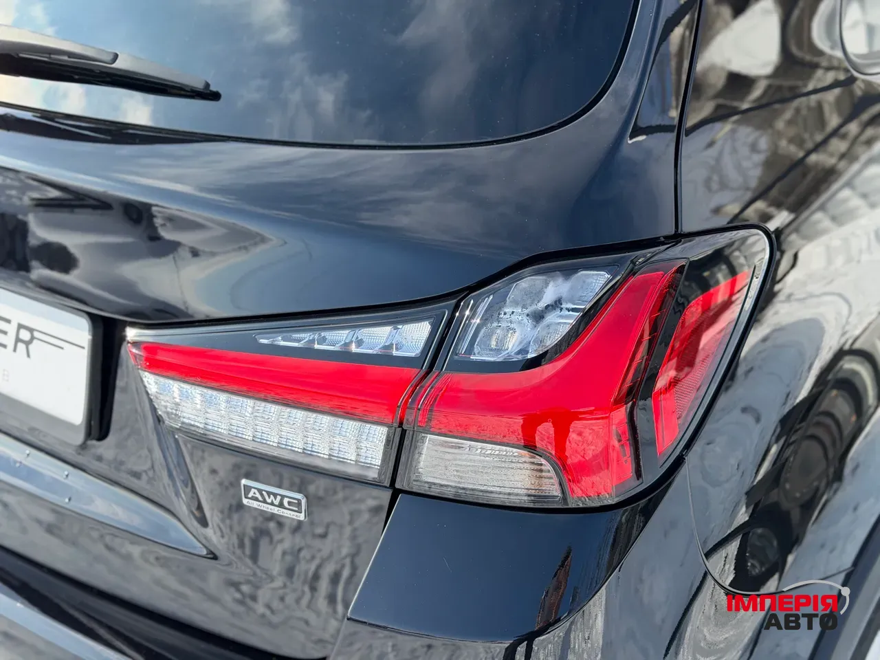 Mitsubishi Outlander Sport - фото 11