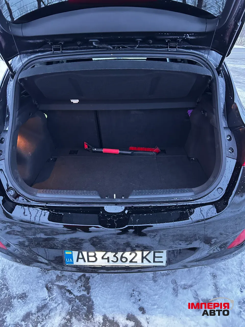 Hyundai Elantra - фото 7