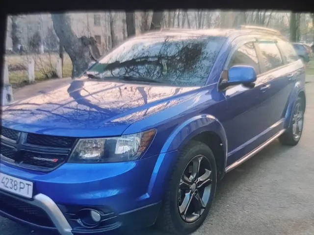 Dodge Journey - фото 1