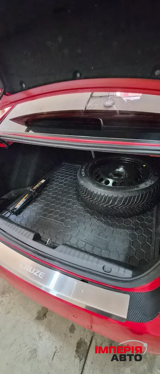Chevrolet Cruze - фото 11
