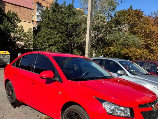 Chevrolet Cruze - фото 1