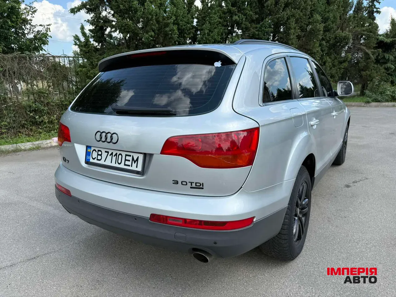 Audi Q7 - фото 7