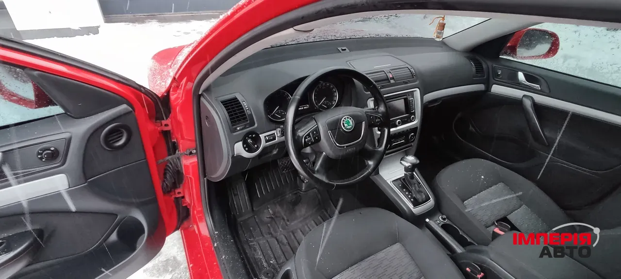 Skoda Octavia - фото 8