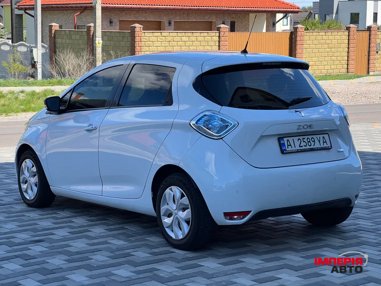 Renault ZOE - фото 4