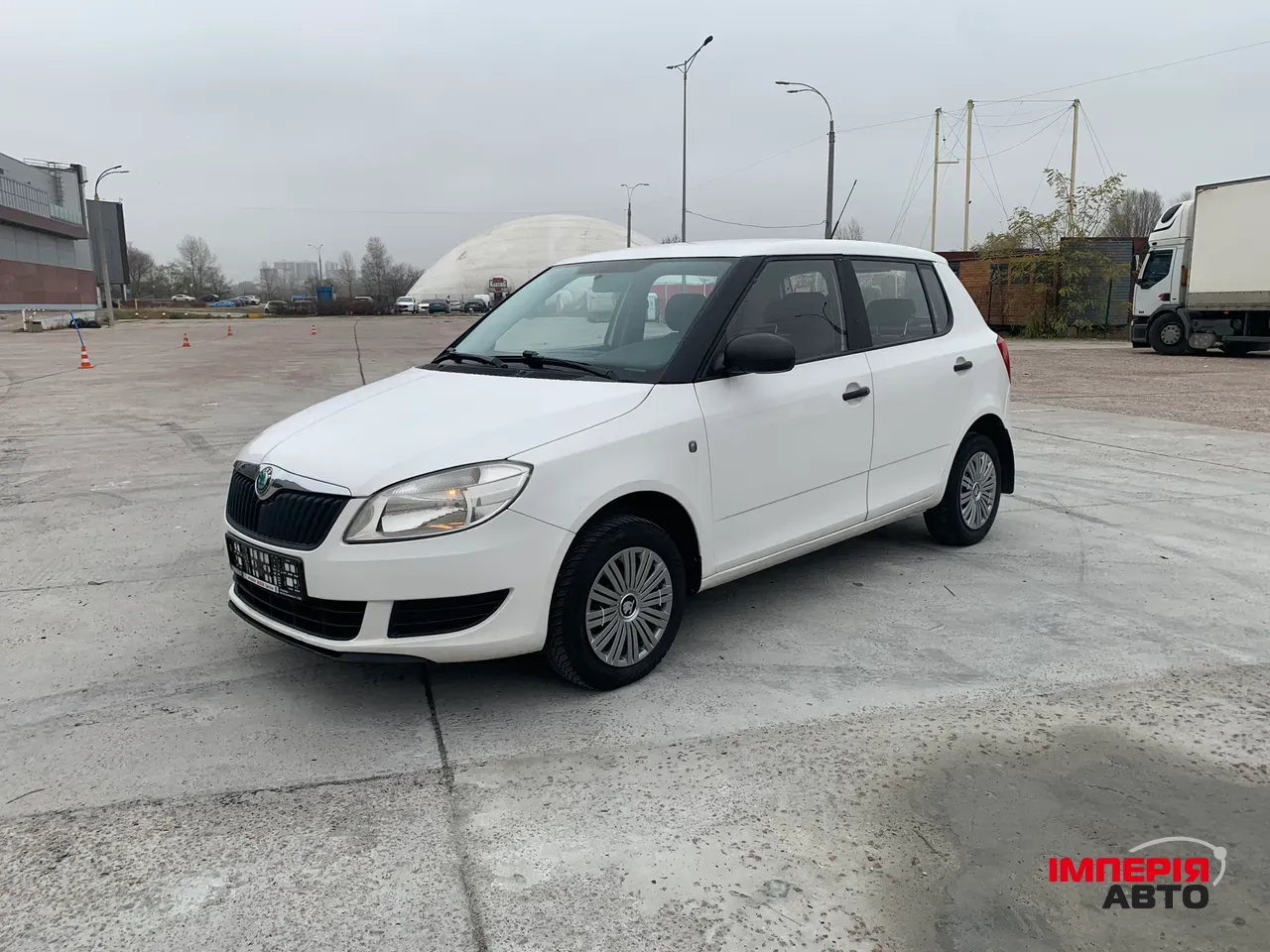 Skoda Fabia - фото 9