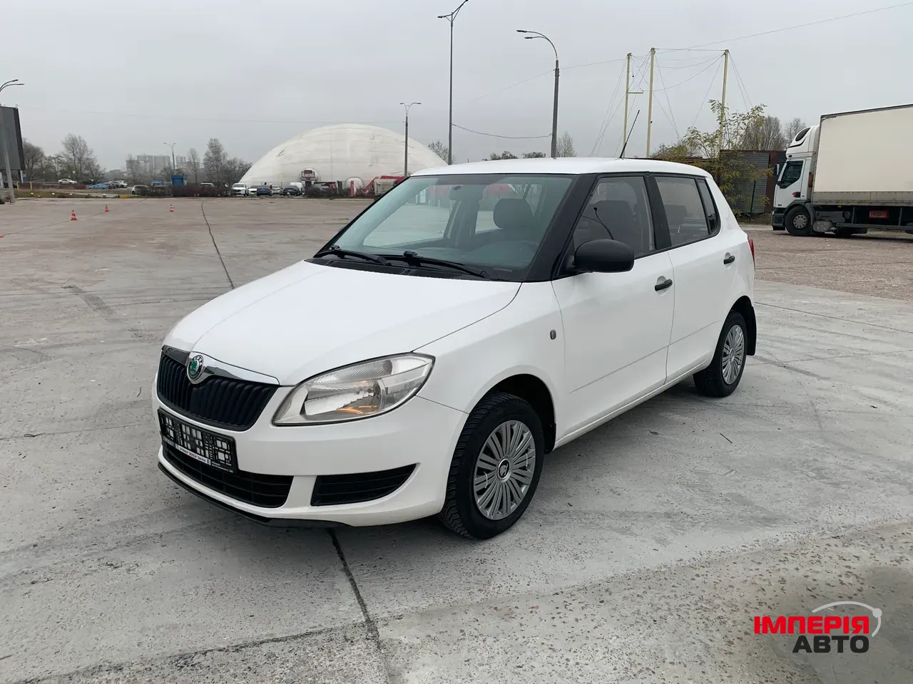 Skoda Fabia - фото 10