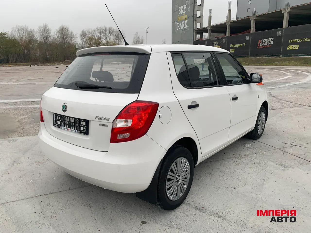 Skoda Fabia - фото 7