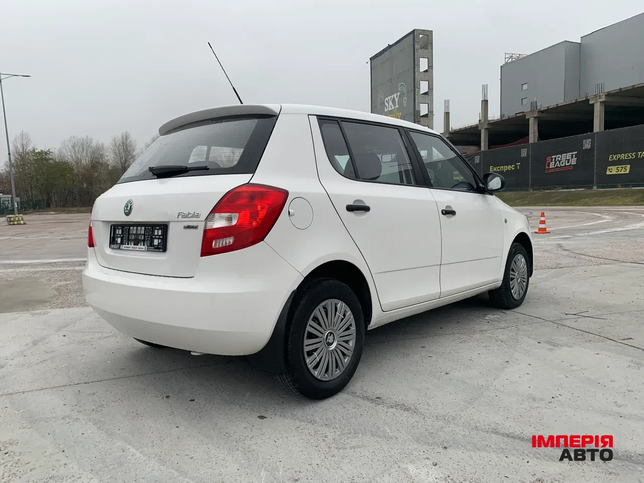 Skoda Fabia - фото 16