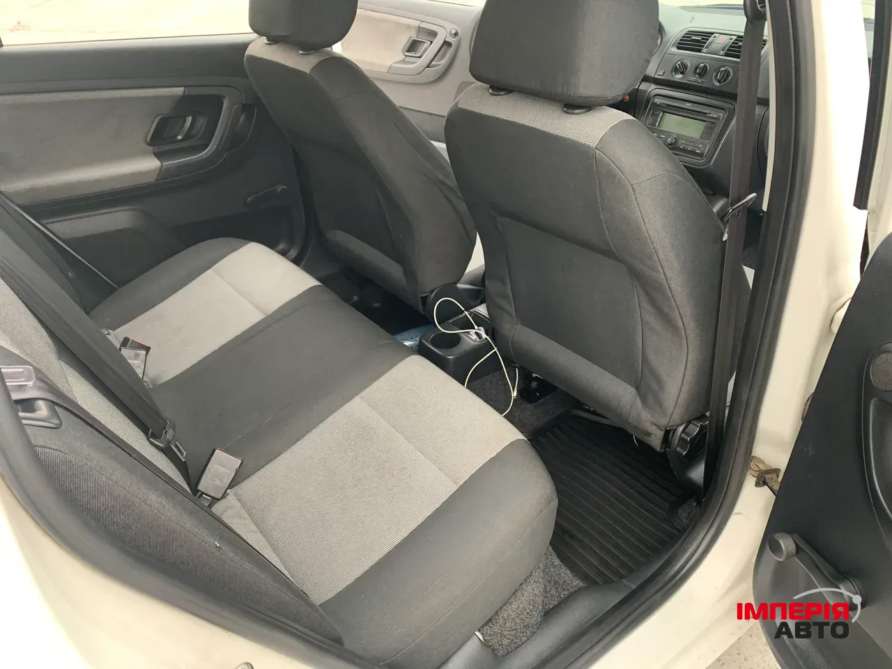 Skoda Fabia - фото 35