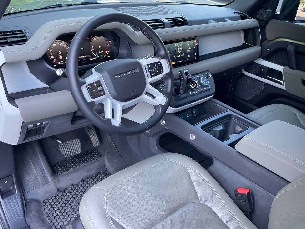 Land Rover Defender - фото 7