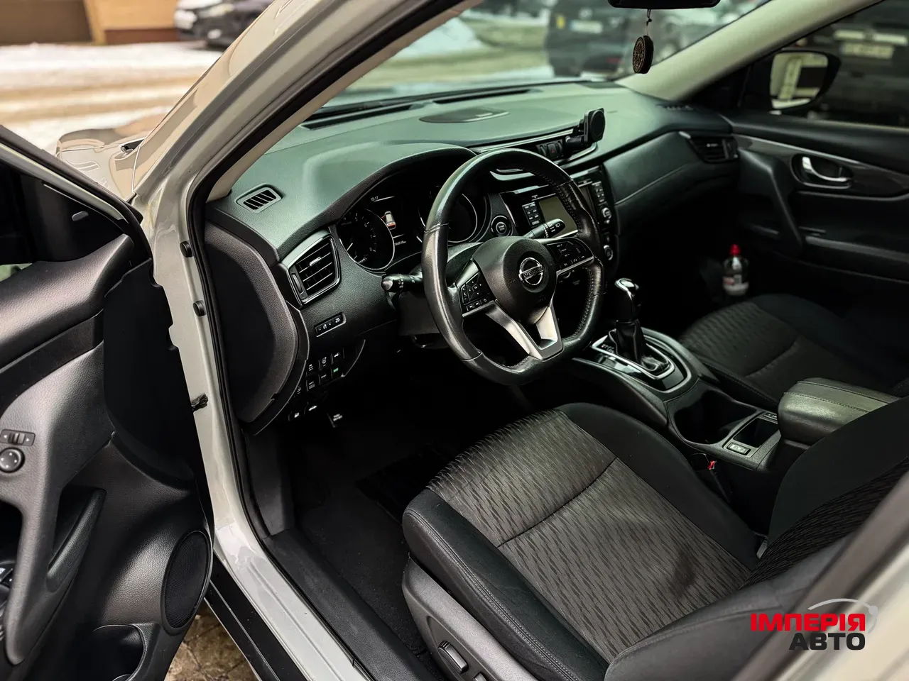 Nissan Rogue - фото 15