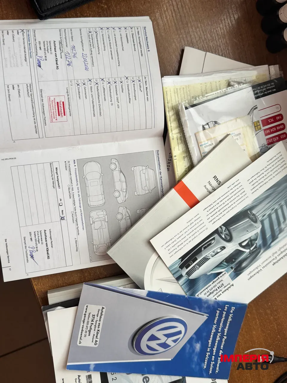 Volkswagen Touran - фото 6